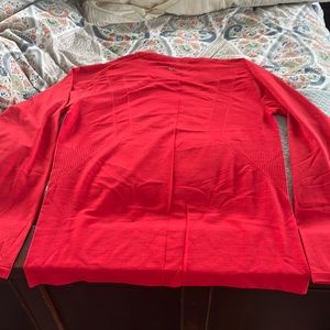 Lululemon shirts (2x)